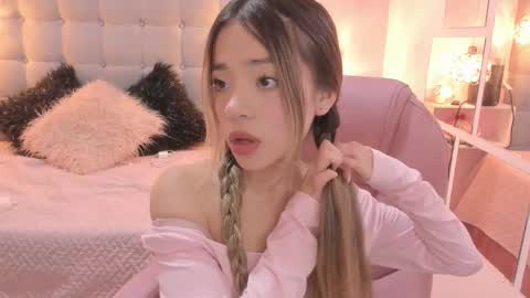 Snapshot of dulce_powl chatting on December 14, 12:54 pm Dulce online show from December 14, 12:54 pm