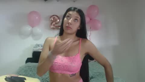 dulceisabellax online show from February 20, 4:46 pm