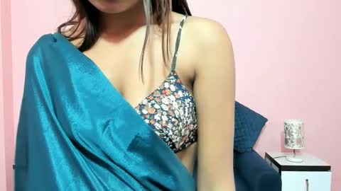 Snapshot of dumble_doree chatting on February 28, 10:41 am dumble_doree online show from February 28, 10:41 am