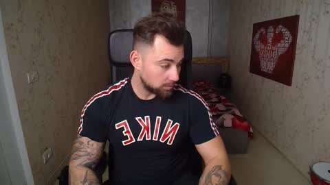 Snapshot of duncanstones chatting on December 26, 8:50 am DuncanStone online show from December 26, 8:50 am