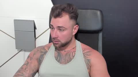 Snapshot of duncanstones chatting on March 3, 2:48 pm DuncanStone online show from March 3, 2:48 pm