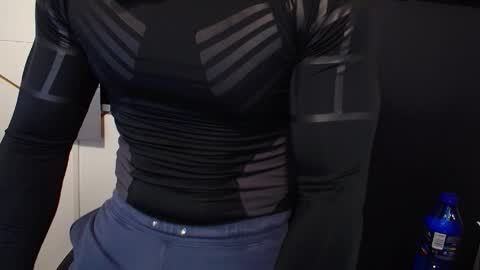 Snapshot of duncanstones chatting on September 20, 5:08 am DuncanStone online show from September 20, 5:08 am