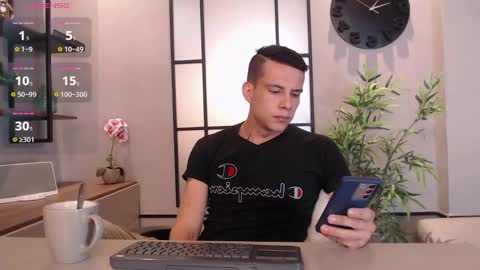 Dustin Sonne online show from January 23, 3:48 am