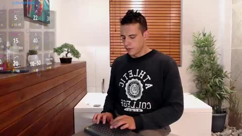 Dustin Sonne online show from January 27, 3:26 am