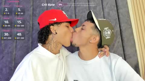 Snapshot of dustinandjordan chatting on September 26, 6:17 am dustinandjordan online show from September 26, 6:17 am