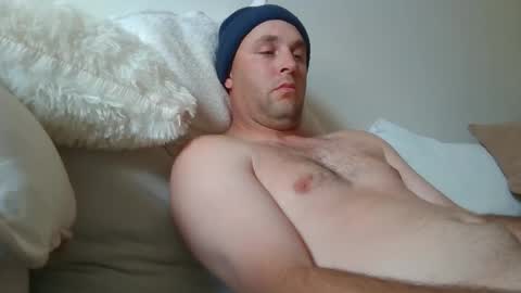 dustyroy09 online show from March 14, 5:46 am