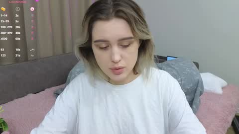 Snapshot of dusyastar chatting on January 28, 11:49 am Dusya online show from January 28, 11:49 am