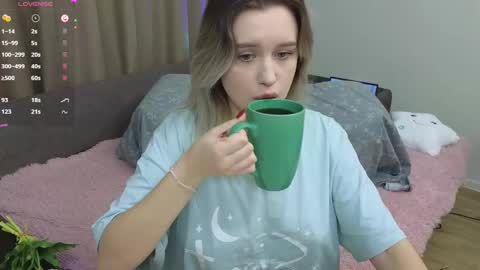 Snapshot of dusyastar chatting on February 26, 3:08 pm Dusya online show from February 26, 3:08 pm