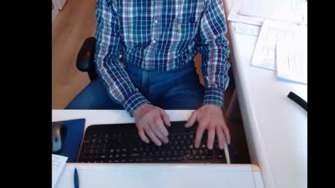 dutchpornking2 online show from January 31, 3:11 pm