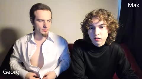 Snapshot of duumvirate chatting on November 8, 9:09 am Georg and Max online show from November 8, 9:09 am