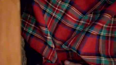 Snapshot of dvelope chatting on December 28, 8:37 am dVe1oPe online show from December 28, 8:37 am