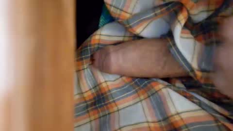 Snapshot of dvelope chatting on February 13, 9:41 am dVe1oPe online show from February 13, 9:41 am