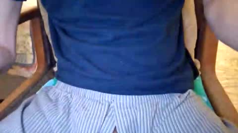 Snapshot of dvelope chatting on November 17, 10:43 am dVe1oPe online show from November 17, 10:43 am