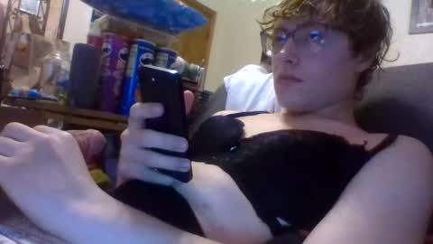 dwhouser2005 online show from March 1, 1:07 am