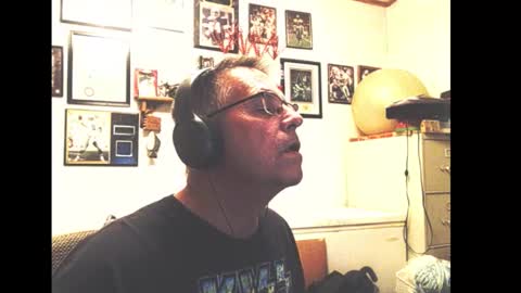 Snapshot of dwinmontana chatting on December 20, 8:10 am dwinmontana online show from December 20, 8:10 am