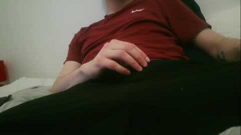 dy22__ online show from February 21, 8:38 pm