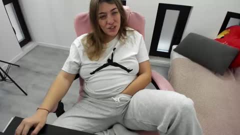 dayana online show from March 28, 5:40 am