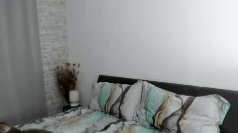 Snapshot of dyanne18 chatting on November 20, 5:12 pm Dyanne online show from November 20, 5:12 pm