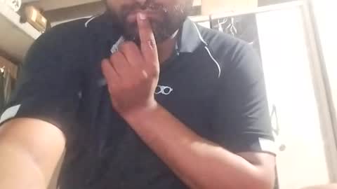 Rockhandsome online show from April 18, 5:17 pm