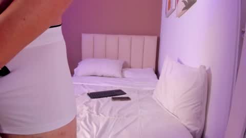 Snapshot of dylaann__ chatting on November 4, 4:06 pm Dylan online show from November 4, 4:06 pm