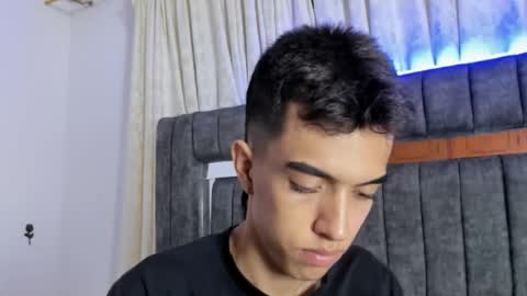 Dylan online show from September 25, 11:25 am