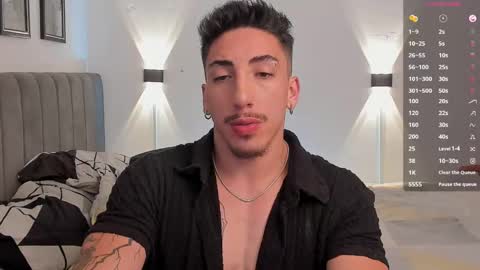 Snapshot of dylan_spencer chatting on January 5, 9:25 pm Bryan model independient online show from January 5, 9:25 pm