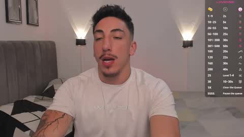 Snapshot of dylan_spencer chatting on January 15, 7:12 pm Bryan model independient online show from January 15, 7:12 pm