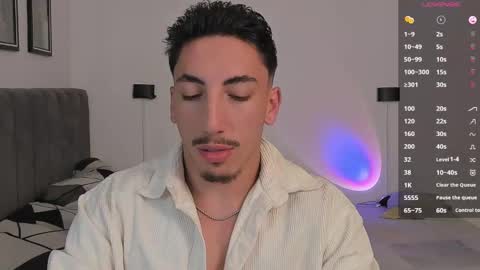 Snapshot of dylan_spencer chatting on February 8, 11:24 pm Bryan model independient online show from February 8, 11:24 pm