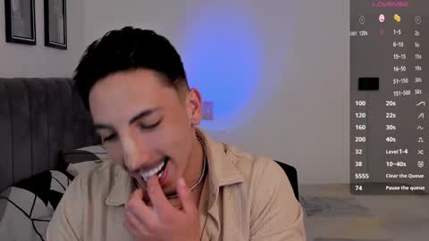 Snapshot of dylan_spencer chatting on February 27, 7:15 pm Bryan model independient online show from February 27, 7:15 pm