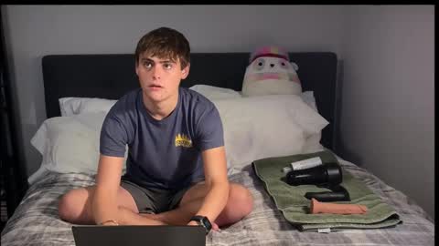 Snapshot of dylanfruits chatting on October 29, 3:47 pm dylanfruits online show from October 29, 3:47 pm