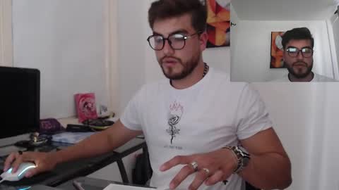 dylanhot10 online show from December 8, 9:08 pm