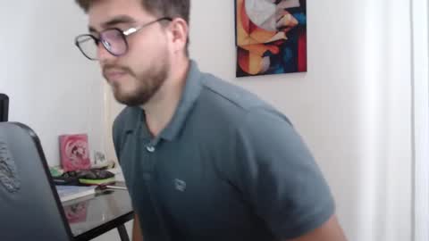 dylanhot10 online show from December 12, 9:04 pm