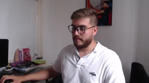 dylanhot10 online show from February 17, 9:52 pm