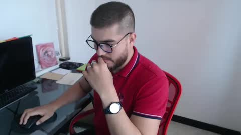 dylanhot10 online show from September 16, 8:43 pm