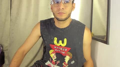 dylanxfun online show from December 12, 5:10 am