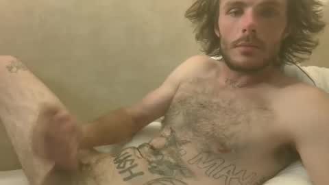 Snapshot of dylp400 chatting on December 20, 10:05 am dylp400 online show from December 20, 10:05 am