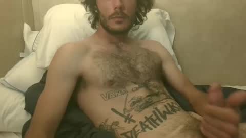 Snapshot of dylp400 chatting on December 22, 6:28 am dylp400 online show from December 22, 6:28 am