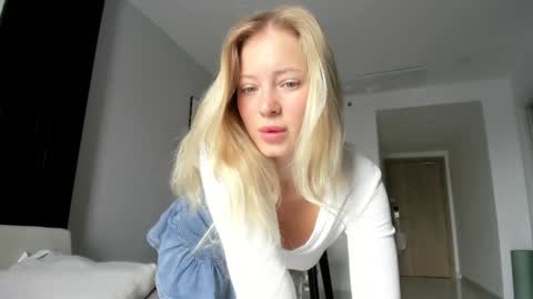 fansly - yourbestbaby online show from February 8, 2:47 am