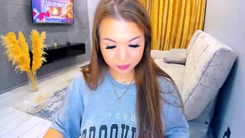 easternbeautyy online show from December 7, 2:57 pm