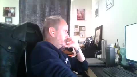 Snapshot of eastmidssoul chatting on September 9, 7:52 am eastmidssoul online show from September 9, 7:52 am