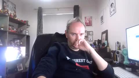 Snapshot of eastmidssoul chatting on December 3, 8:34 am eastmidssoul online show from December 3, 8:34 am