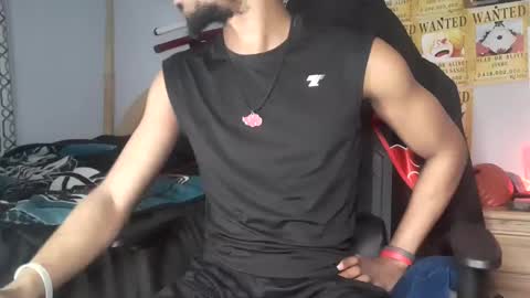 TWITTER   INSTAGRAM    easybreezy20   ONLINE 1230 AM TO 7AM online show from February 6, 7:24 am