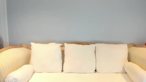 Allison online show from December 18, 4:39 pm