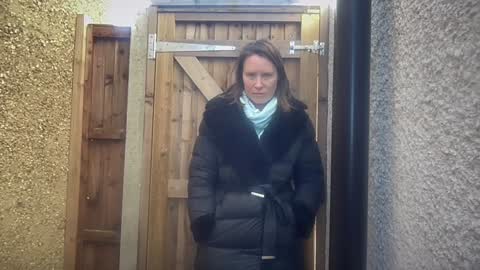 Nadia Ferreira  online show from February 4, 11:49 am