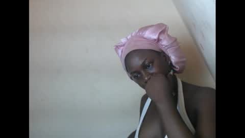 Snapshot of eatuupx chatting on January 6, 6:41 pm eatuupx online show from January 6, 6:41 pm