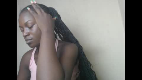 Snapshot of eatuupx chatting on January 9, 1:56 pm eatuupx online show from January 9, 1:56 pm