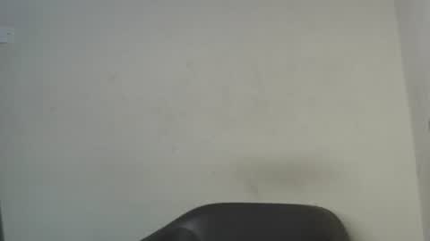 Snapshot of eatuupx chatting on January 17, 1:56 pm eatuupx online show from January 17, 1:56 pm