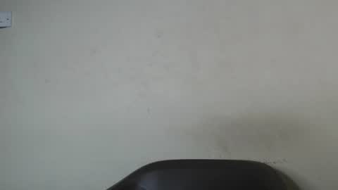 Snapshot of eatuupx chatting on January 23, 10:32 am eatuupx online show from January 23, 10:32 am