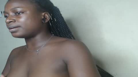 Snapshot of eatuupx chatting on January 31, 9:59 pm eatuupx online show from January 31, 9:59 pm