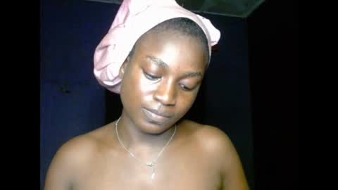 Snapshot of eatuupx chatting on February 19, 10:53 pm eatuupx online show from February 19, 10:53 pm